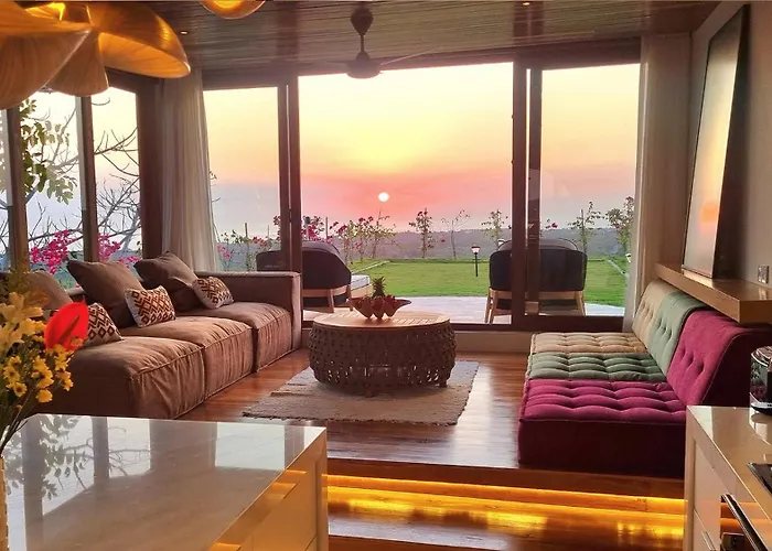 Sunset Hills *