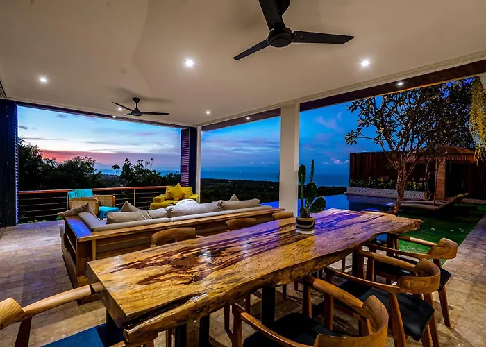 Sunset Hills * Uluwatu